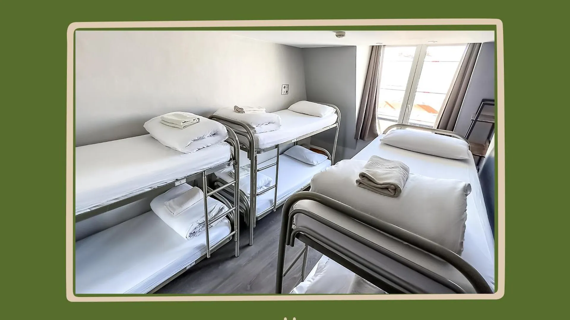 Hostel Plug Montmartre By Hiphophostels *