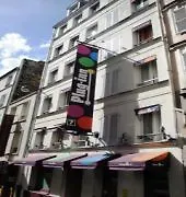 普拉格蒙马特嘻哈旅舍 * 巴黎